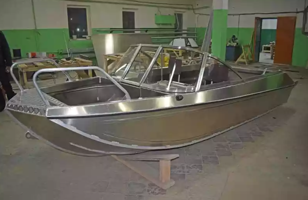 Алюминиевый катер Неман-500 DC (без покраски) в Оренбурге