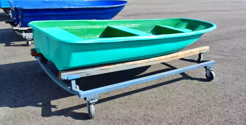 Стеклопластиковая лодка Старт (тримаран) в Оренбурге