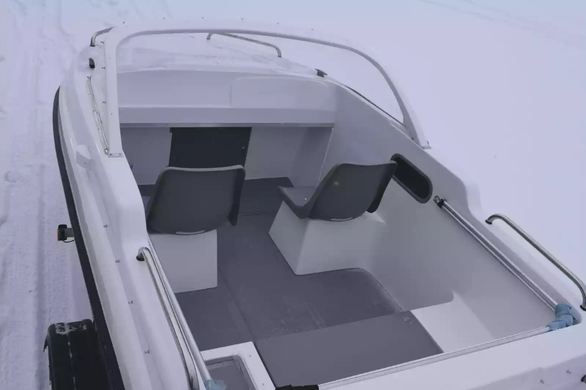 Стеклопластиковый катер Neman-450 в Оренбурге