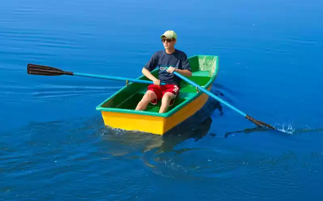 Стеклопластиковая лодка Малютка в Оренбурге