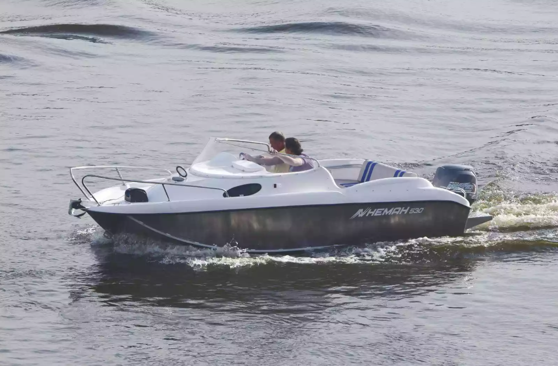 Комбинированный катер Neman-530 с каютой в Оренбурге