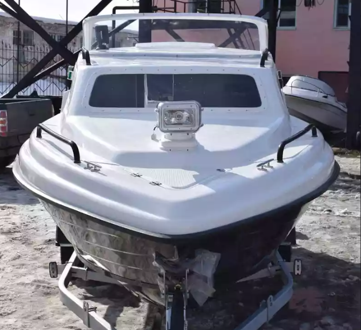 Комбинированный катер Neman-500 с каютой в Оренбурге