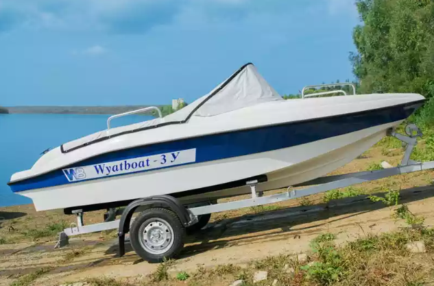 Стеклопластиковый катер Wyatboat-3 У в Оренбурге