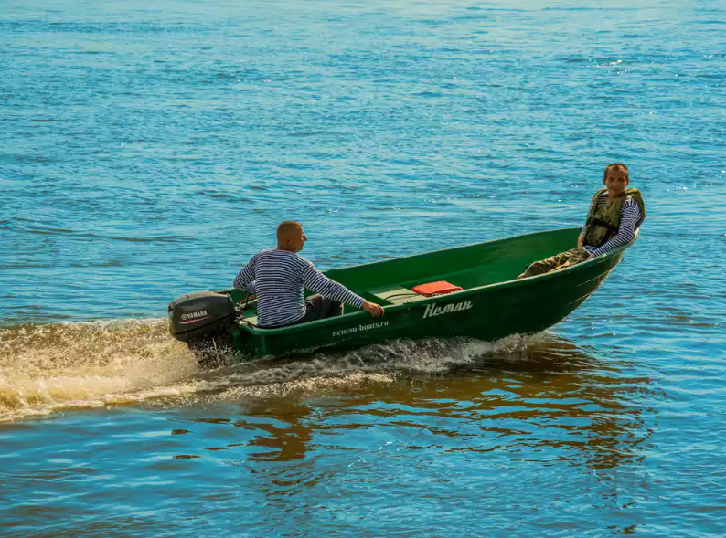 Стеклопластиковая лодка Neman-340 (тримаран) в Оренбурге