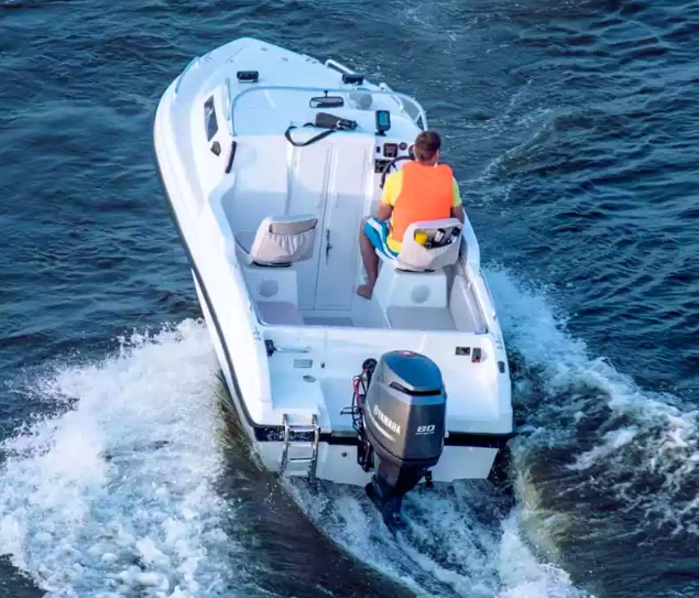 Стеклопластиковый катер Neman-500 в Оренбурге