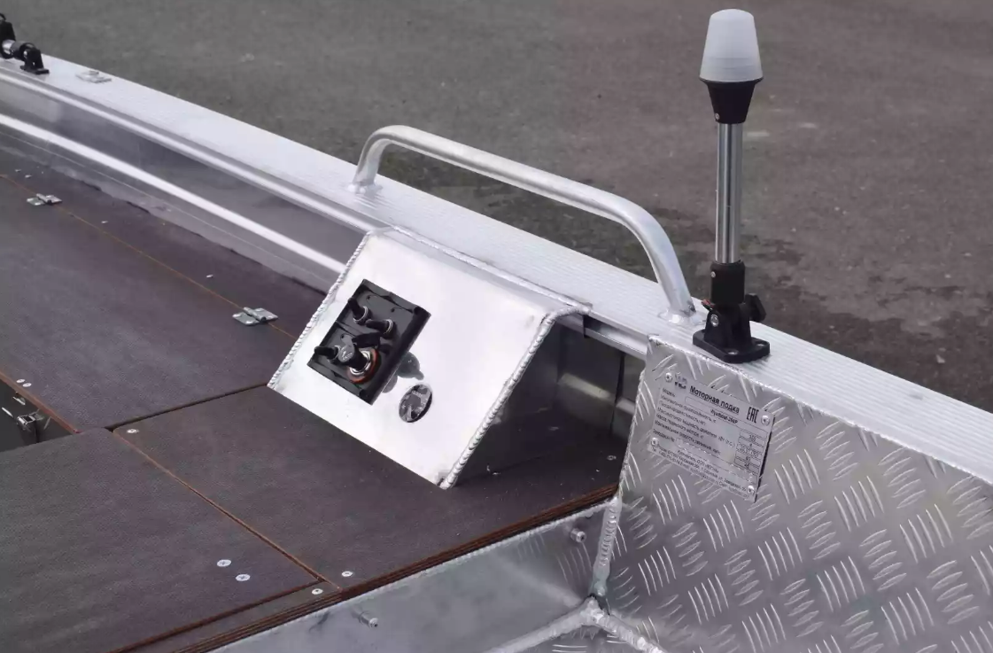 Алюминиевая лодка Wyatboat-390РМ в Оренбурге