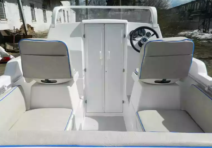 Комбинированный катер Neman-500 с каютой в Оренбурге