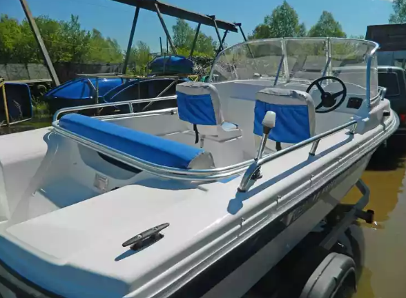 Стеклопластиковый катер Wyatboat-430 M (тримаран) в Оренбурге