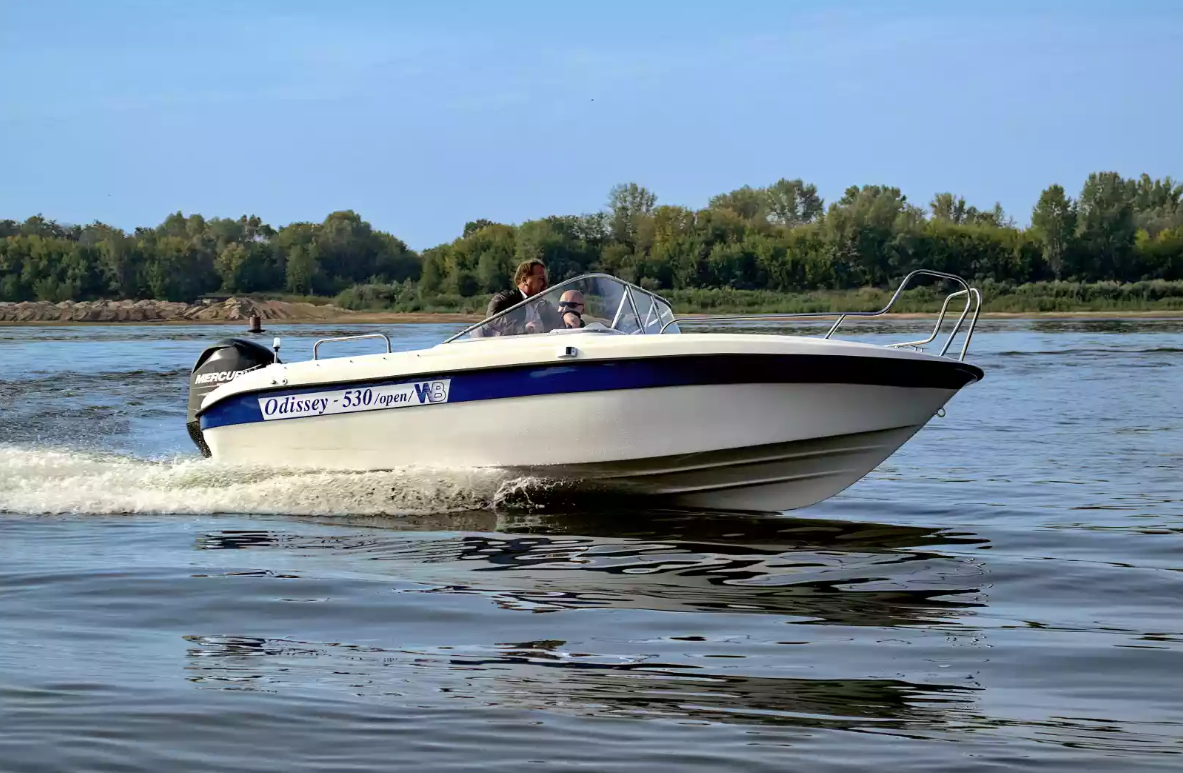 Стеклопластиковый катер Neman-530 Open в Оренбурге