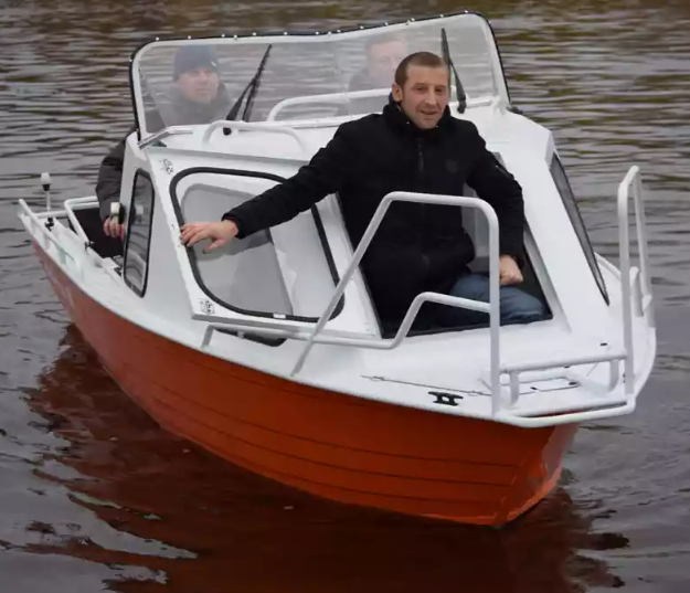 Алюминиевый катер Неман-500 (каютный) в Оренбурге