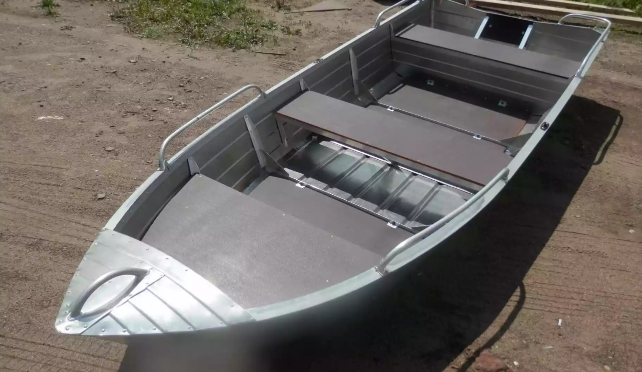 Алюминиевая лодка Вятка-Профи 32 в Оренбурге