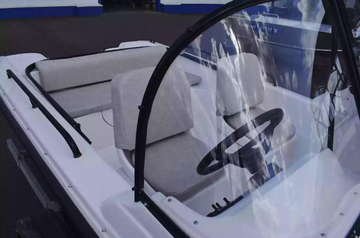 Комбинированный катер Wyatboat-430 DC в Оренбурге