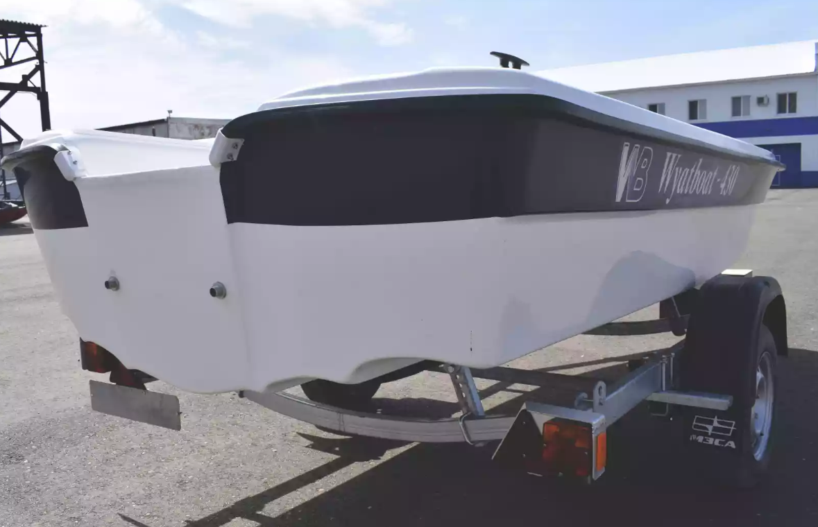 Стеклопластиковая лодка Wyatboat 430 тримаран в Оренбурге