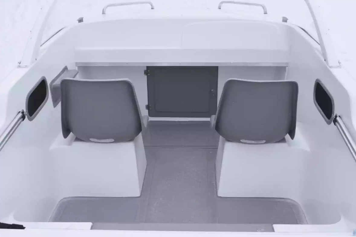 Стеклопластиковый катер Neman-450 в Оренбурге