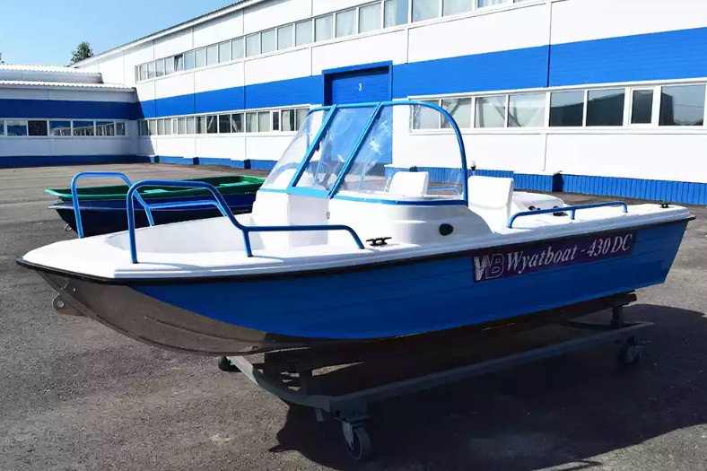 Комбинированный катер Wyatboat-430 DC в Оренбурге
