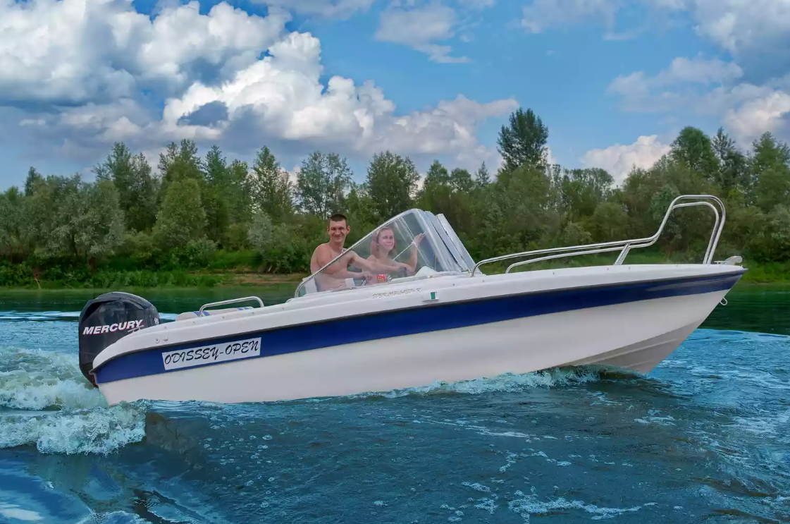 Стеклопластиковый катер Neman-530 Open в Оренбурге