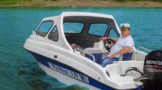 Стеклопластиковый катер Wyatboat-3 П (полурубка) в Оренбурге