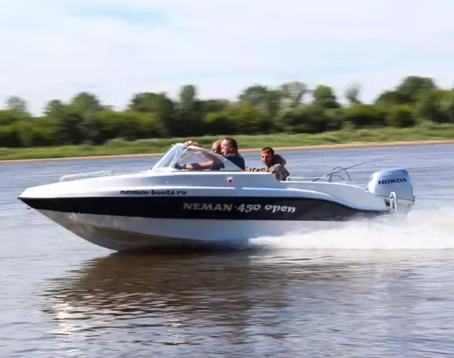 Стеклопластиковый катер Neman-450 Open в Оренбурге