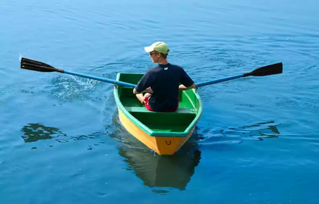 Стеклопластиковая лодка Малютка в Оренбурге