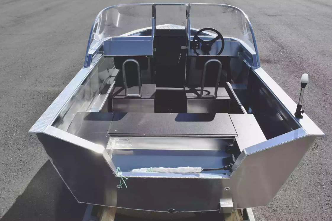 Алюминиевая лодка  Неман-400 DCM в Оренбурге