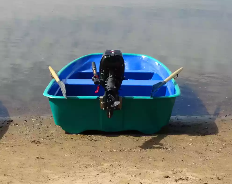 Стеклопластиковая лодка Старт (тримаран) в Оренбурге