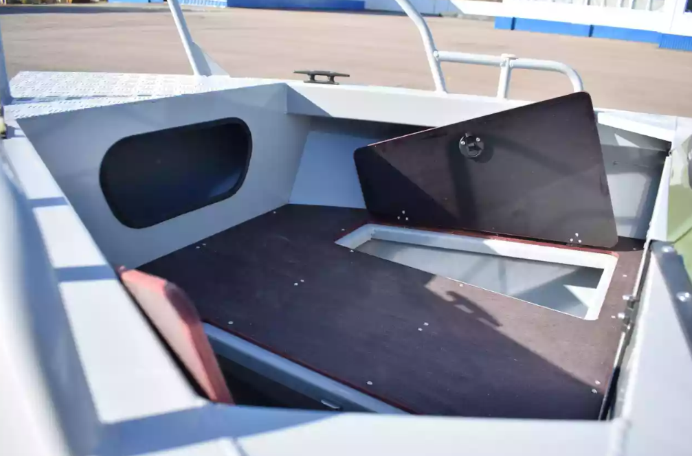 Алюминиевый катер Неман-550 DC Pro в Оренбурге