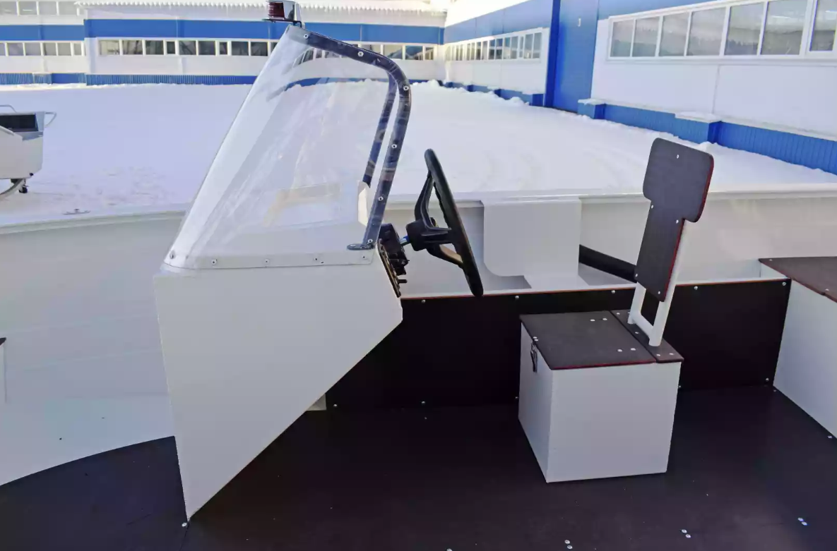 Алюминиевый катер Неман-400 С в Оренбурге