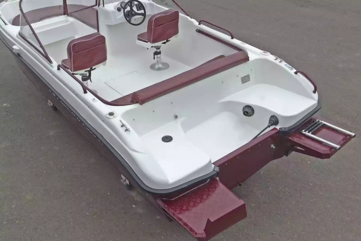 Комбинированный катер Neman-530 Open в Оренбурге