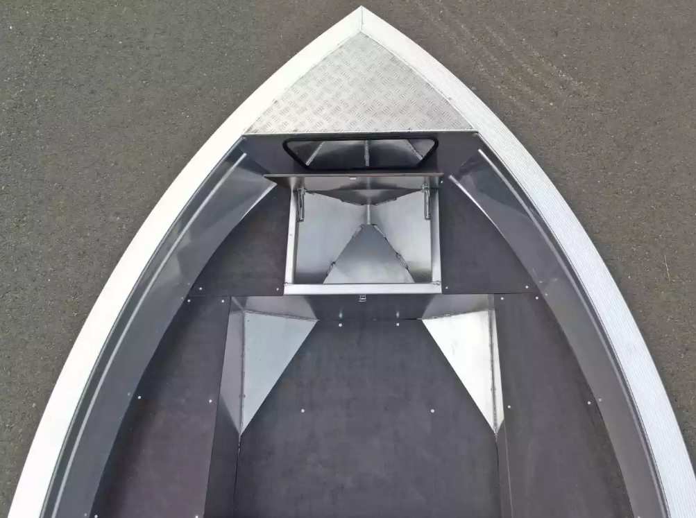 Алюминиевая лодка  Неман-420 в Оренбурге