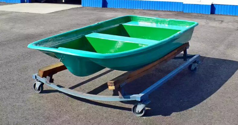 Стеклопластиковая лодка Старт (тримаран) в Оренбурге