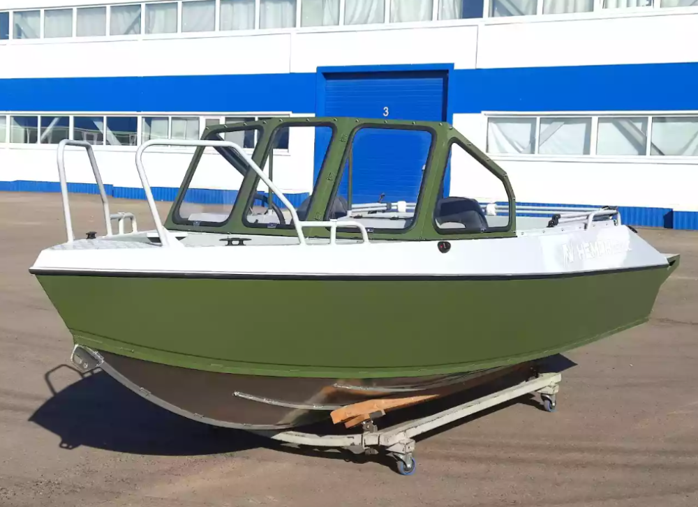 Алюминиевый катер Неман-550 DC Pro в Оренбурге