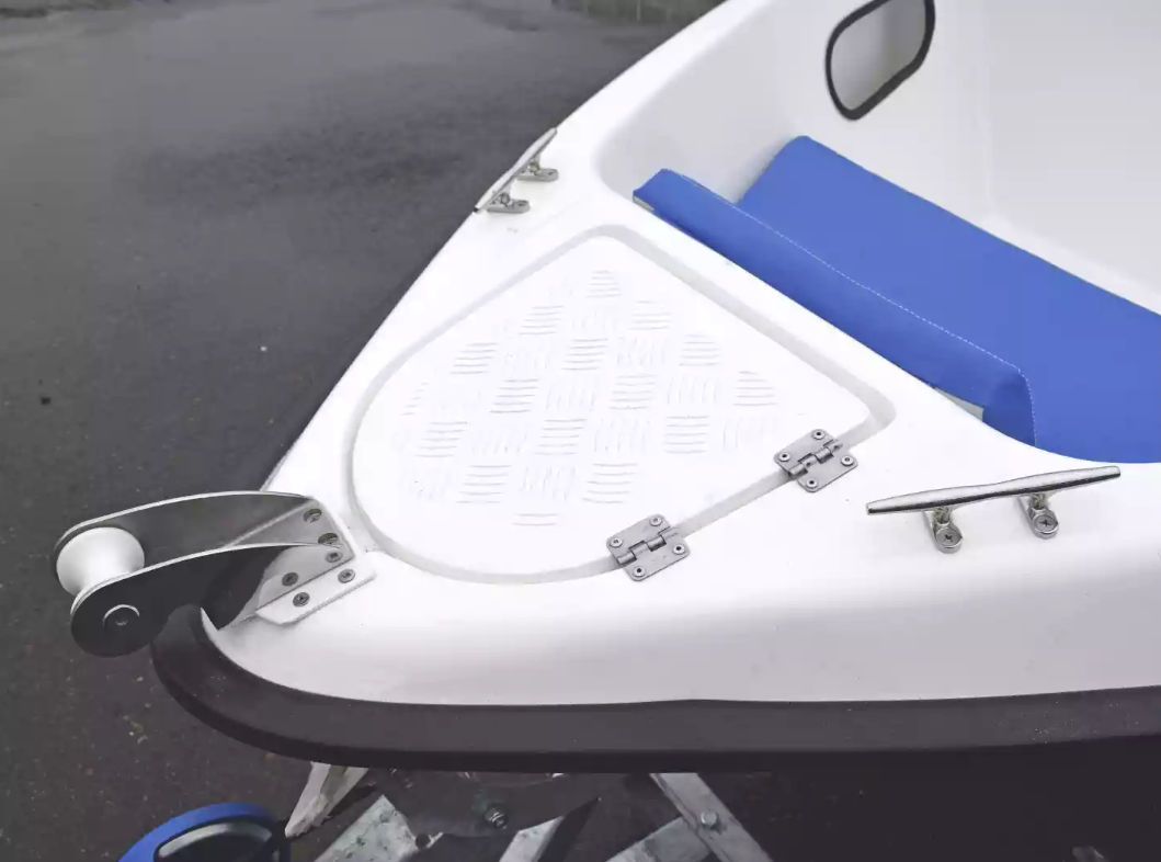 Стеклопластиковый катер Wyatboat-430DCМ (килевая) в Оренбурге