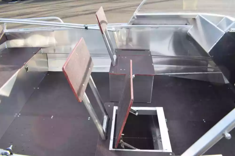 Алюминиевый катер Wyatboat-460 DCM в Оренбурге