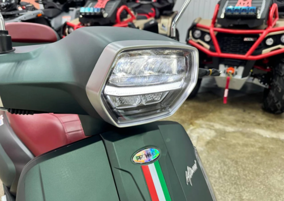 Скутер PROMAX Miami 240 (49) в Оренбурге