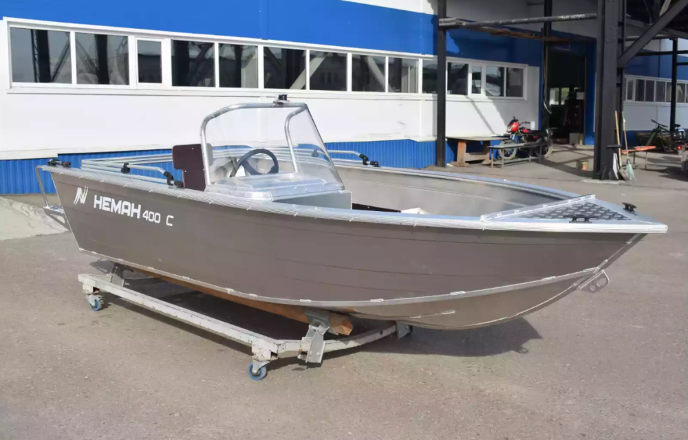 Алюминиевый катер Неман-400 С в Оренбурге