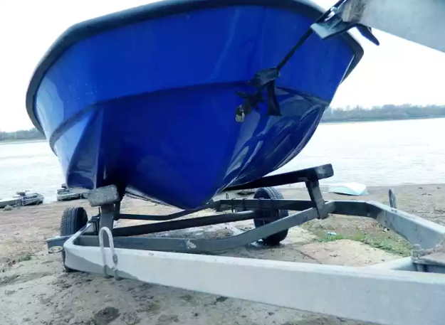 Стеклопластиковый катер Тримаран Wyatboat 430 C в Оренбурге