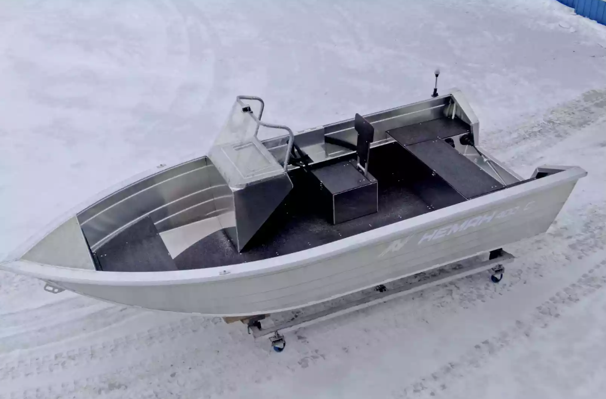 Алюминиевый катер Неман-400 С в Оренбурге