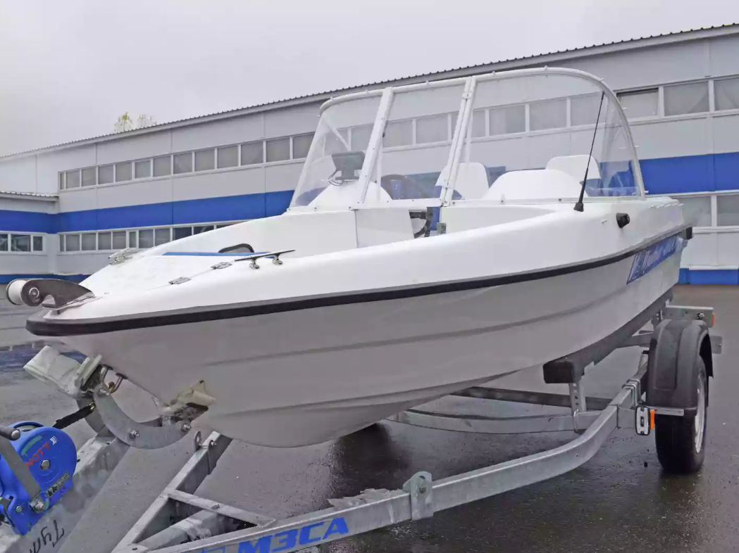 Стеклопластиковый катер Wyatboat-430DCМ (килевая) в Оренбурге