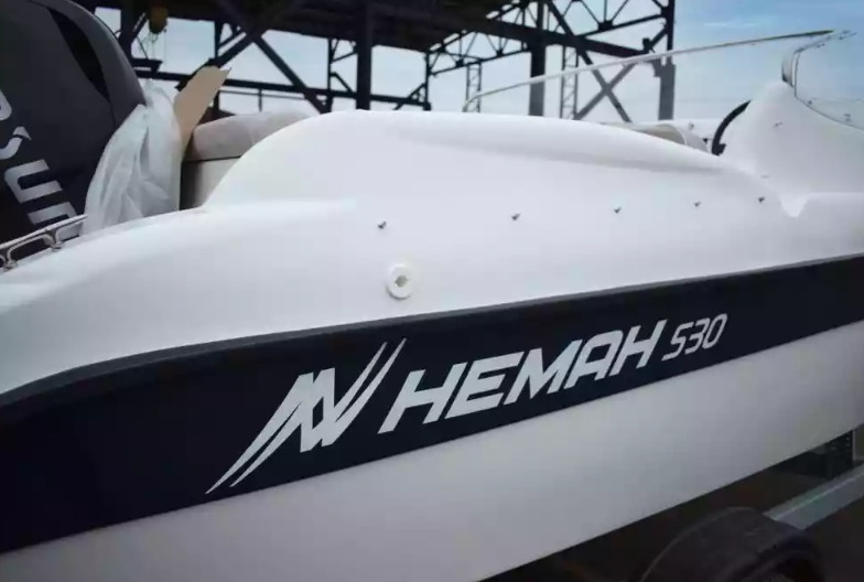 Стеклопластиковый катер Neman-530 с каютой в Оренбурге