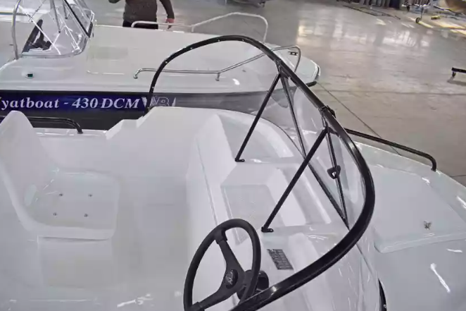 Комбинированный катер Wyatboat-430 M в Оренбурге