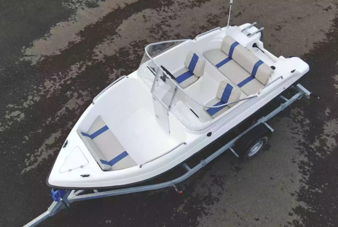 Стеклопластиковый катер Wyatboat-3 DC Open в Оренбурге