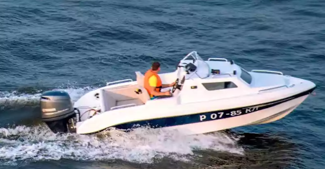 Стеклопластиковый катер Neman-500 в Оренбурге