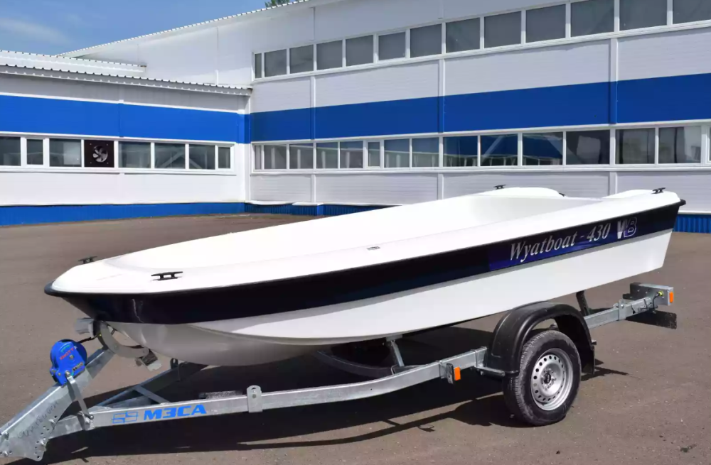 Стеклопластиковая лодка Wyatboat 430 тримаран в Оренбурге