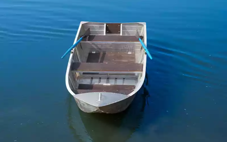 Алюминиевая лодка Вятка-Профи 37 в Оренбурге