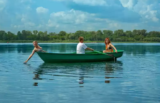 Стеклопластиковая Лодка Голавль в Оренбурге