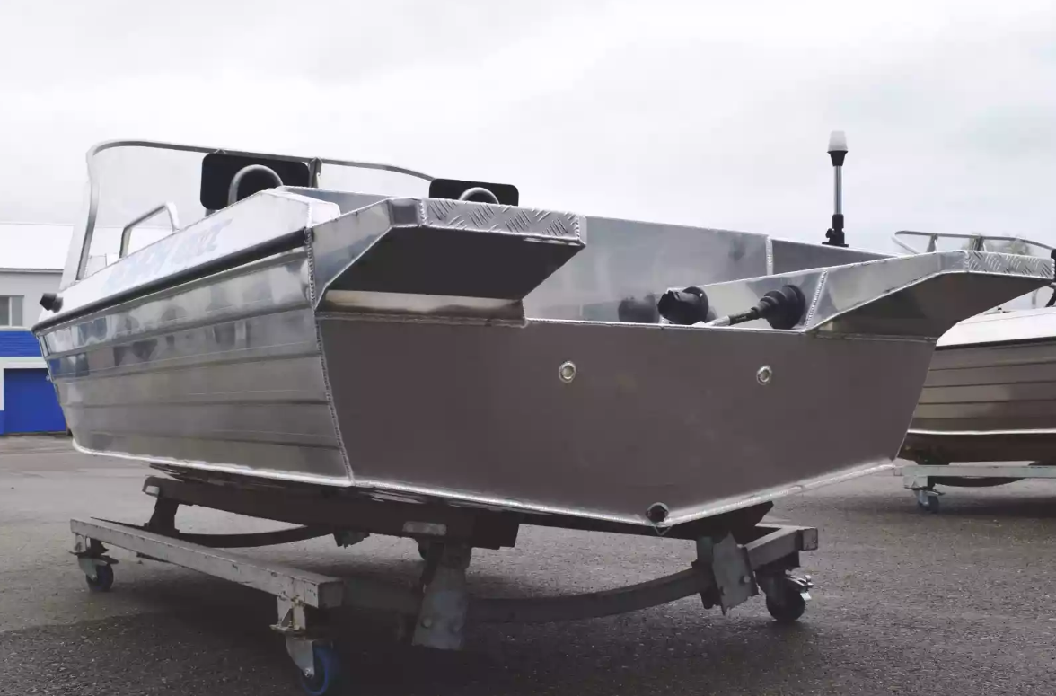 Алюминиевый катер Neman-400 DC в Оренбурге