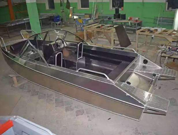 Алюминиевый катер Неман-500 DC (без покраски) в Оренбурге