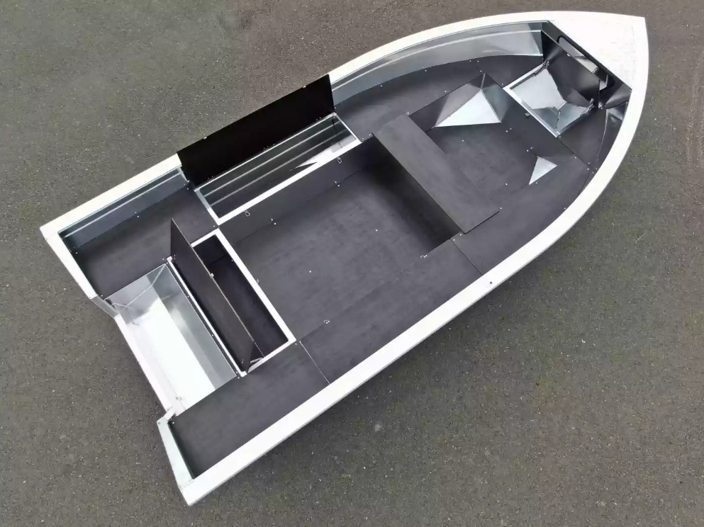 Алюминиевая лодка  Неман-420 в Оренбурге