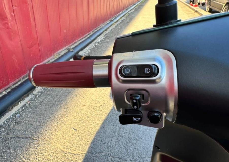 Скутер PROMAX Miami 240 (49) в Оренбурге