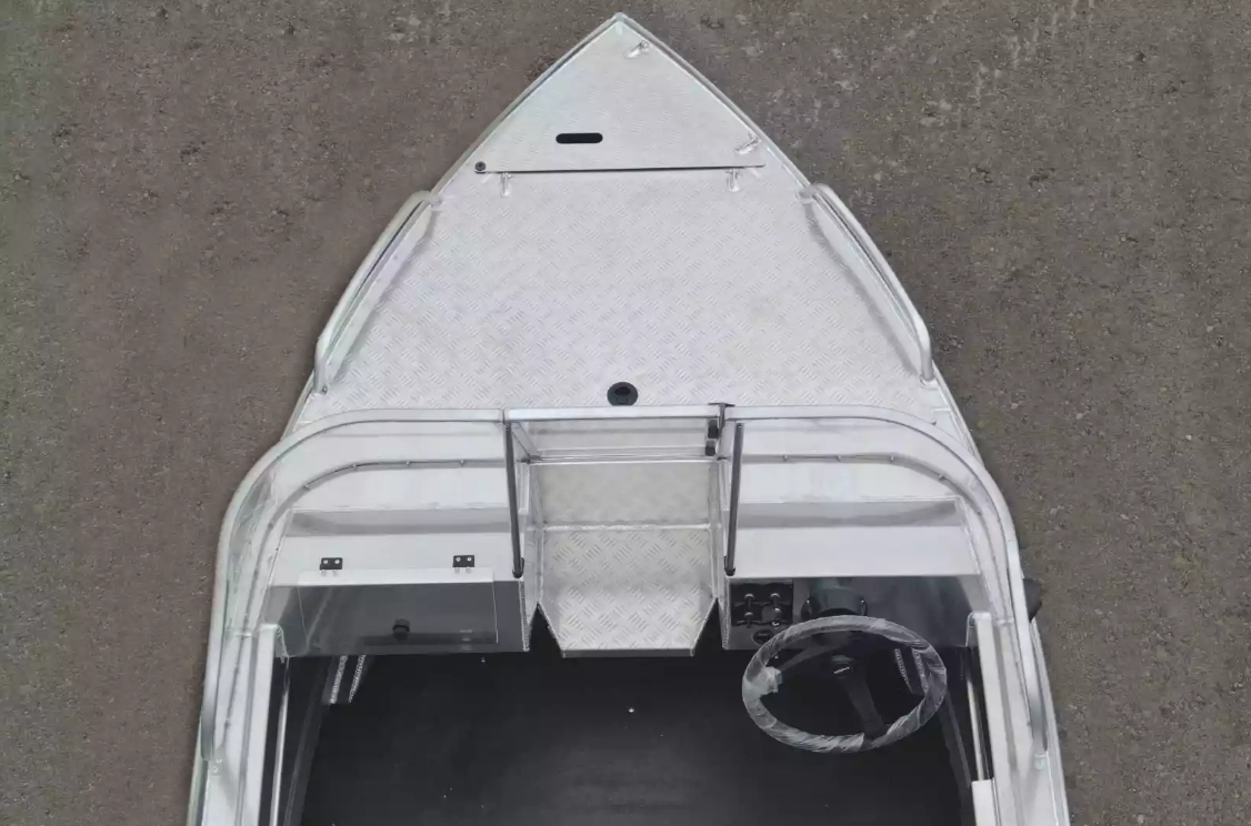 Алюминиевая лодка  Neman-400 PRO в Оренбурге